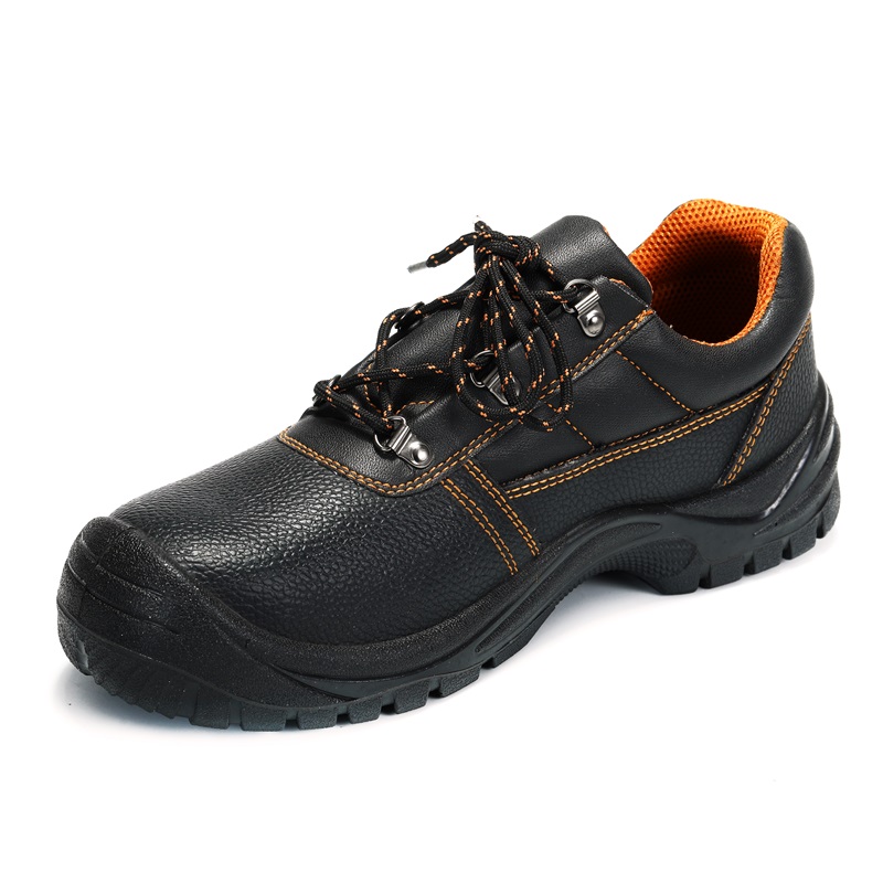 SAFETY SHOES 070